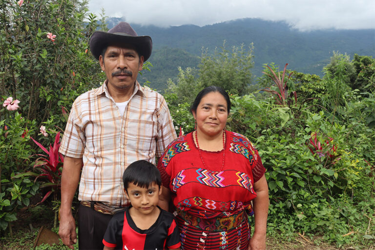 Oscar y Maria Cafe Guatemala